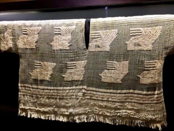 Tissus-broderie-tissage-musée textile-Pérou-Lima