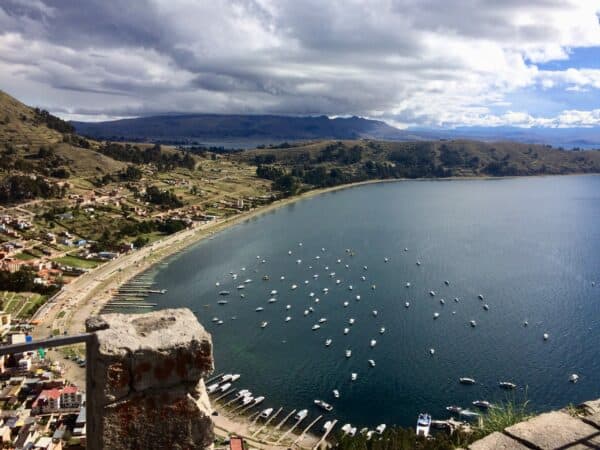 Copacabana-lac-titicaca -paysage-beauté- promenade
