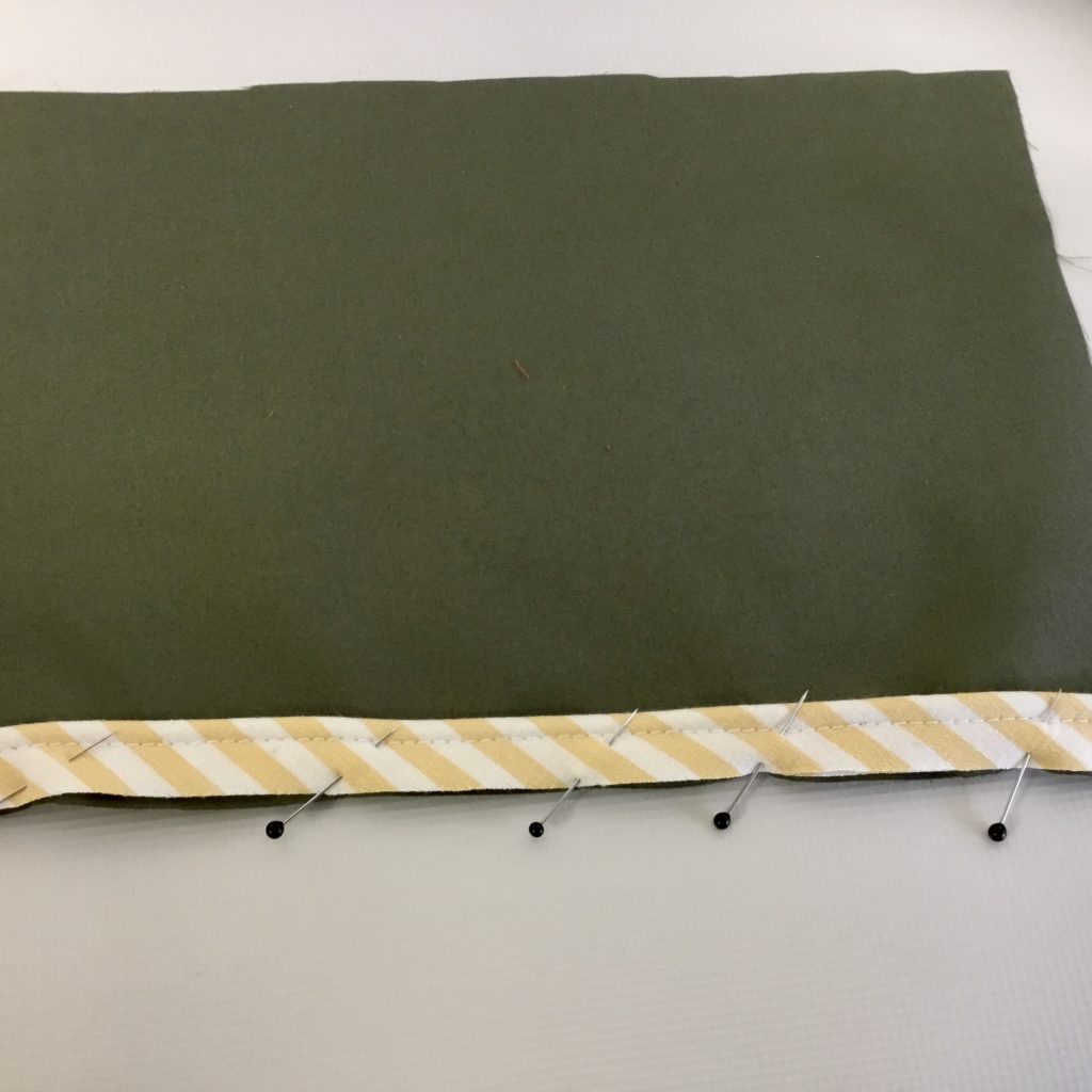 tuto-couture-pochette-passe-poil-fermeture